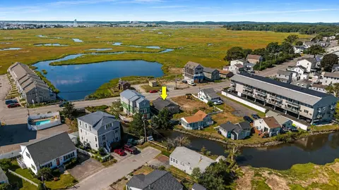 View/Area - 562 Winnacunnet Rd, Hampton, NH 03842 photo 11 of 12