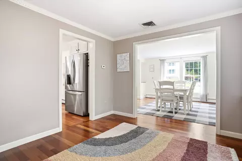Entry Way - 22 Virginia Ct, Hooksett, NH 03106 photo 3 of 4