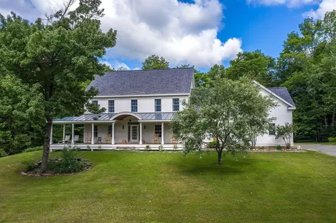 55 Stagecoach Rd, Norwich, VT 05055