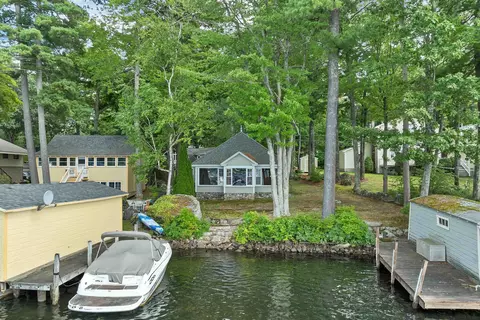 19 Smith Cove Rd, Gilford, NH 03249