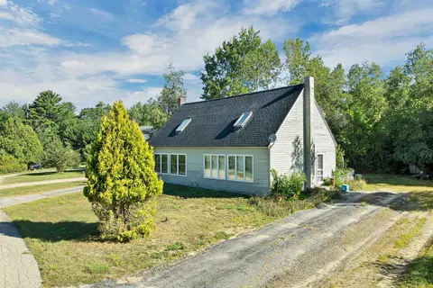 Exterior - 3 And 5 Ryefield Ter, Wolfeboro, NH 03894 photo 2 of 9