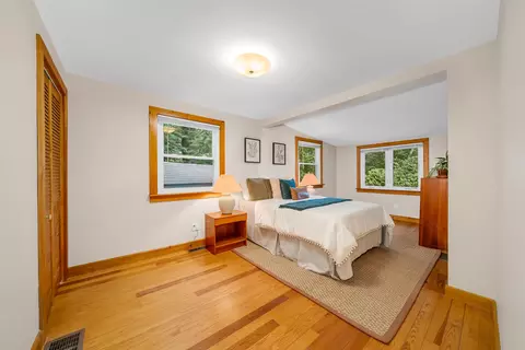 Bedroom - 18 Holiday Shore Dr, Dunbarton, NH 03046 photo 1 of 6