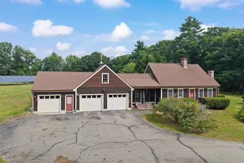 303 Stage Rd, Nottingham, NH 03290