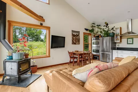 Living - 2944 Shellhouse Mountain Rd, Ferrisburgh, VT 05456 photo 6 of 6