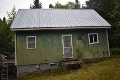 Exterior - 185 Driscoll Dr, Lowell, VT 05847 photo 3 of 6