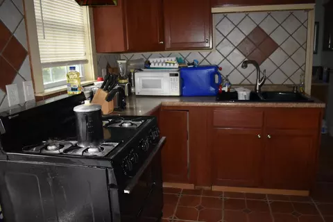 Kitchen - 185 Driscoll Dr, Lowell, VT 05847 photo 3 of 4