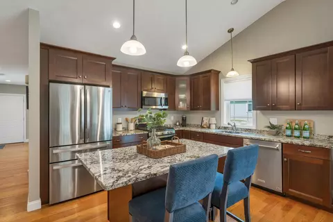 Kitchen - 60 Gordon Mountain Rd, Windham, NH 03087 photo 3 of 4