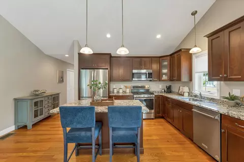Kitchen - 60 Gordon Mountain Rd, Windham, NH 03087 photo 2 of 4