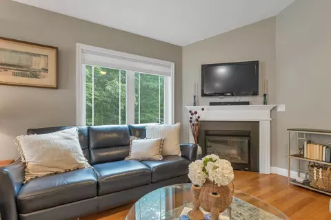 Living - 60 Gordon Mountain Rd, Windham, NH 03087 photo 2 of 2