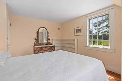 Bedroom - 128 Dodge Rd, Plainfield, NH 03781 photo 4 of 11