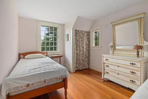 Bedroom - 128 Dodge Rd, Plainfield, NH 03781 photo 6 of 11