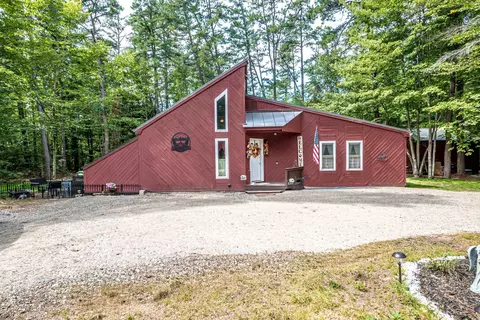 46 Mason Dr, Tamworth, NH 03886