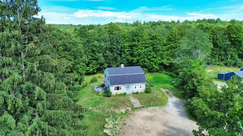7 Applecrest Ln, Andover, NH 03216