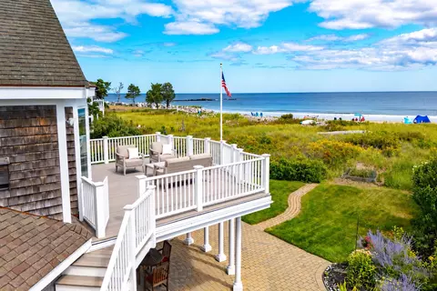3 Ocean Blvd, North Hampton, NH 03862
