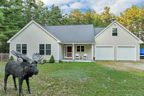 228 Silver Pine Ln, Tamworth, NH 03886
