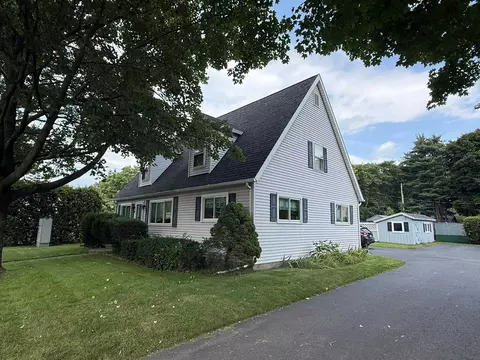 976 North Ave, Burlington, VT 05408