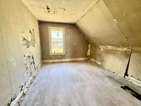 Bedroom - 127 Cherry St, Hardwick, VT 05843 photo 3 of 4