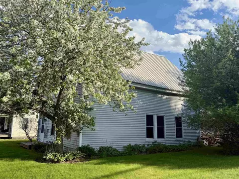 Exterior - 127 Cherry St, Hardwick, VT 05843 photo 6 of 8