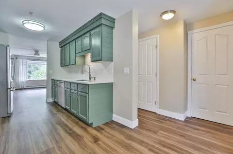 Entry Way - 6 Pleasant St #E8, Hooksett, NH 03106 photo 2 of 3