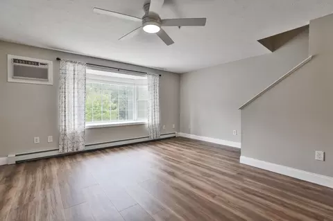 Living - 6 Pleasant St #E8, Hooksett, NH 03106 photo 1 of 5