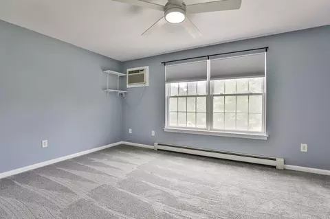 Bedroom - 6 Pleasant St #E8, Hooksett, NH 03106 photo 1 of 4