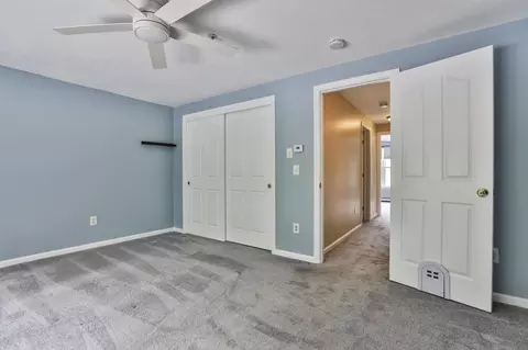 Bedroom - 6 Pleasant St #E8, Hooksett, NH 03106 photo 4 of 4