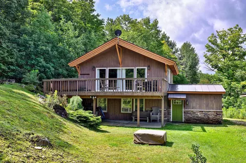105 Upper Round Top Ext, Plymouth, VT 05056