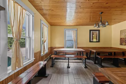 Dining - 1657 E Main St, Conway, NH 03813 photo 2 of 3
