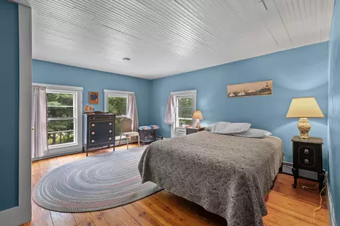 Bedroom - 1657 E Main St, Conway, NH 03813 photo 2 of 13