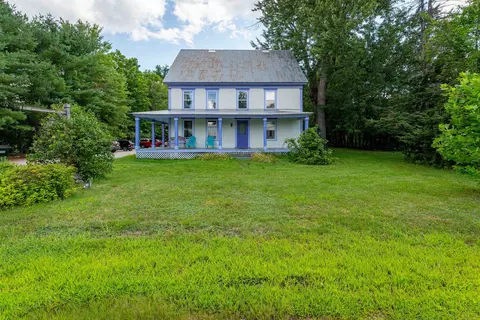 Exterior - 1657 E Main St, Conway, NH 03813 photo 7 of 9