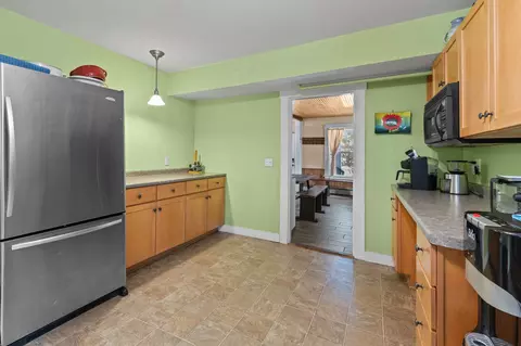 Kitchen - 1657 E Main St, Conway, NH 03813 photo 3 of 9