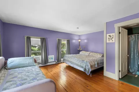 Bedroom - 1657 E Main St, Conway, NH 03813 photo 6 of 13