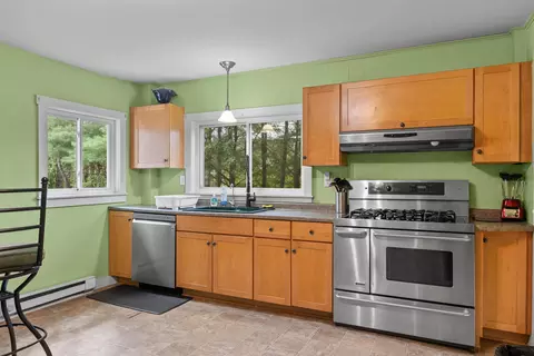 Kitchen - 1657 E Main St, Conway, NH 03813 photo 1 of 9