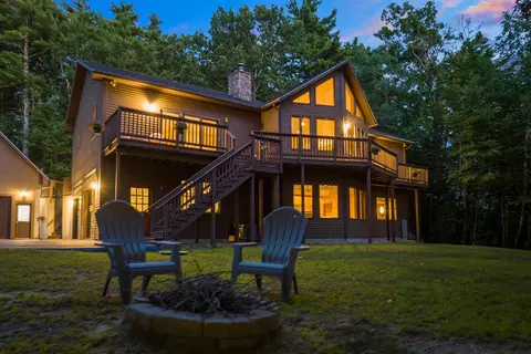 106 Lakewood Dr, Alton, NH 03810