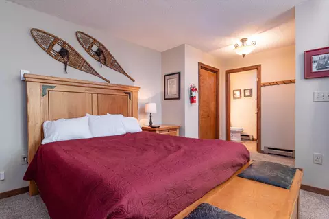Bedroom - 100 Kettlebrook Rd #E4, Ludlow, VT 05149 photo 1 of 3