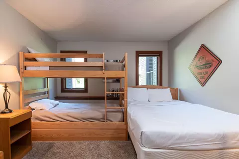 Bedroom - 100 Kettlebrook Rd #E4, Ludlow, VT 05149 photo 3 of 3