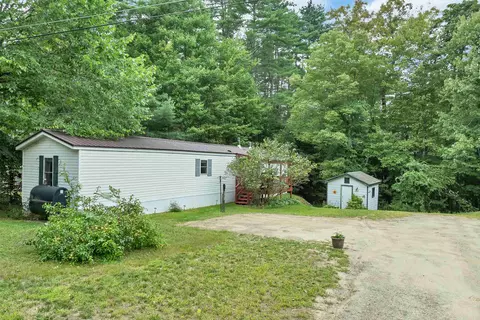 5 Walnut Dr, Ashland, NH 03217