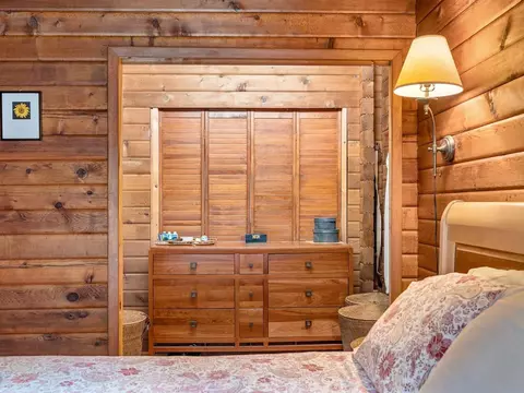 Bedroom - 360 Bunker Hill Cir, Marshfield, VT 05658 photo 3 of 3