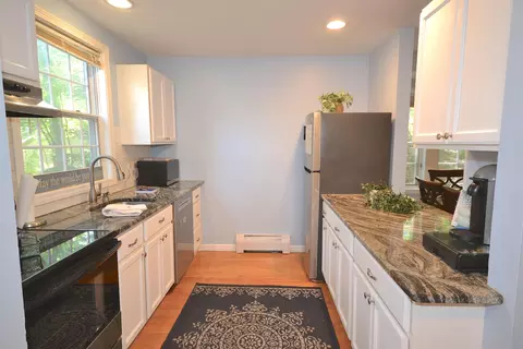 Kitchen - 1465 Hooksett Rd #178, Hooksett, NH 03106 photo 2 of 4