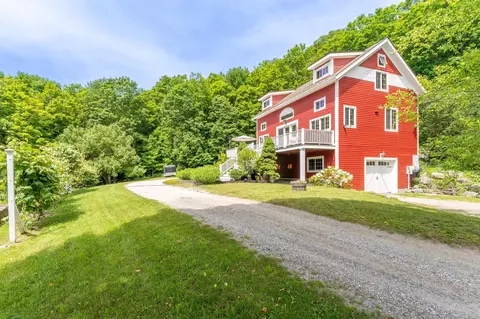43 North St, Middletown Springs, VT 05757