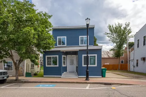 45 Hanson St, Rochester, NH 03867