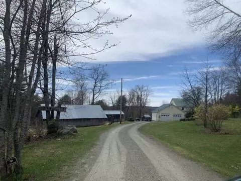 Exterior - 40 Carousel Ct, White River Junction, VT 05001 photo 14 of 15
