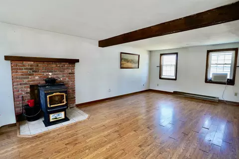 Living - 2 Jeffrey Dr, Hampton, NH 03842 photo 4 of 6