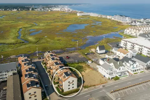 View/Area - 463 Ocean Blvd #B7, Hampton, NH 03842 photo 4 of 6