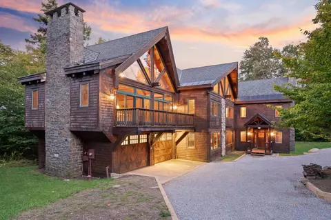 151 Big Rock Rd, Killington, VT 05751
