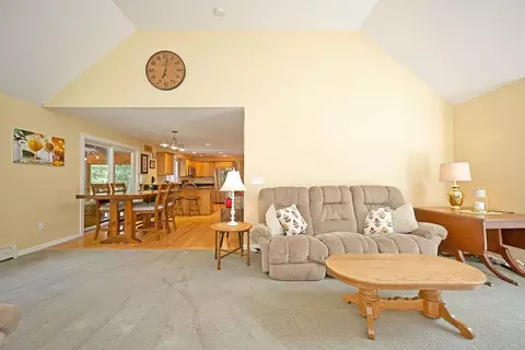 Living - 4 Hudson Dr, Kensington, NH 03833 photo 4 of 5