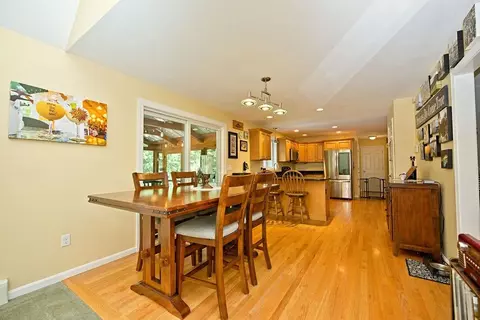 Dining - 4 Hudson Dr, Kensington, NH 03833 photo 1 of 3