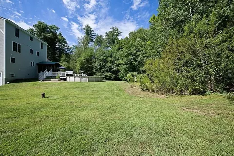 Exterior - 4 Hudson Dr, Kensington, NH 03833 photo 9 of 21