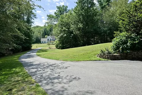 Exterior - 4 Hudson Dr, Kensington, NH 03833 photo 15 of 21