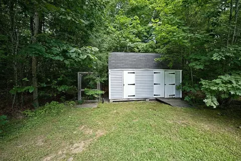 Exterior - 4 Hudson Dr, Kensington, NH 03833 photo 17 of 21